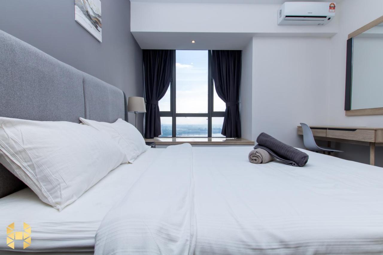R&F Princess Cove Ciq Premium Sea & City View Suites By Neo Johor Bahru Exterior photo