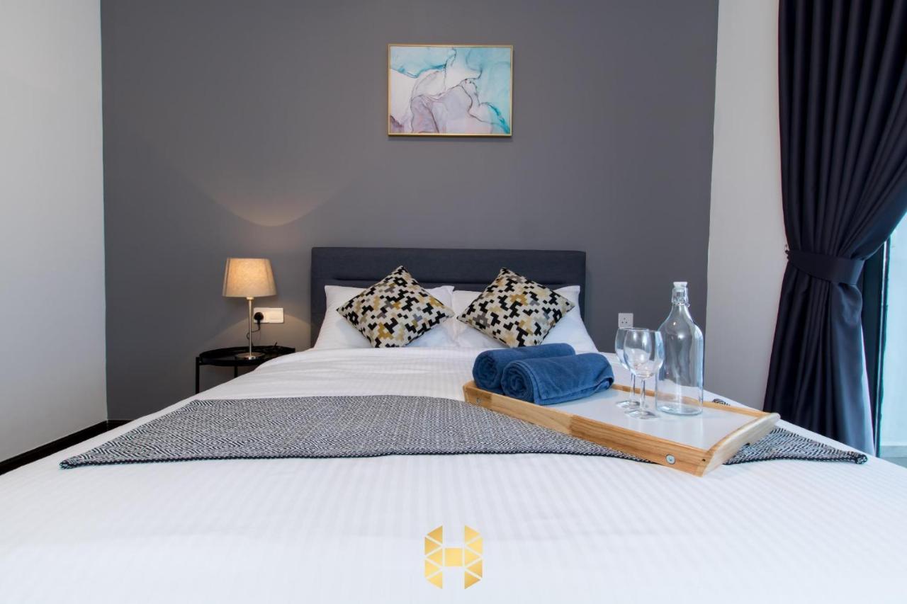 R&F Princess Cove Ciq Premium Sea & City View Suites By Neo Johor Bahru Exterior photo