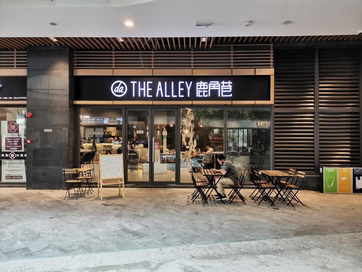 R&F Princess Cove Ciq Premium Sea & City View Suites By Neo Johor Bahru Exterior photo